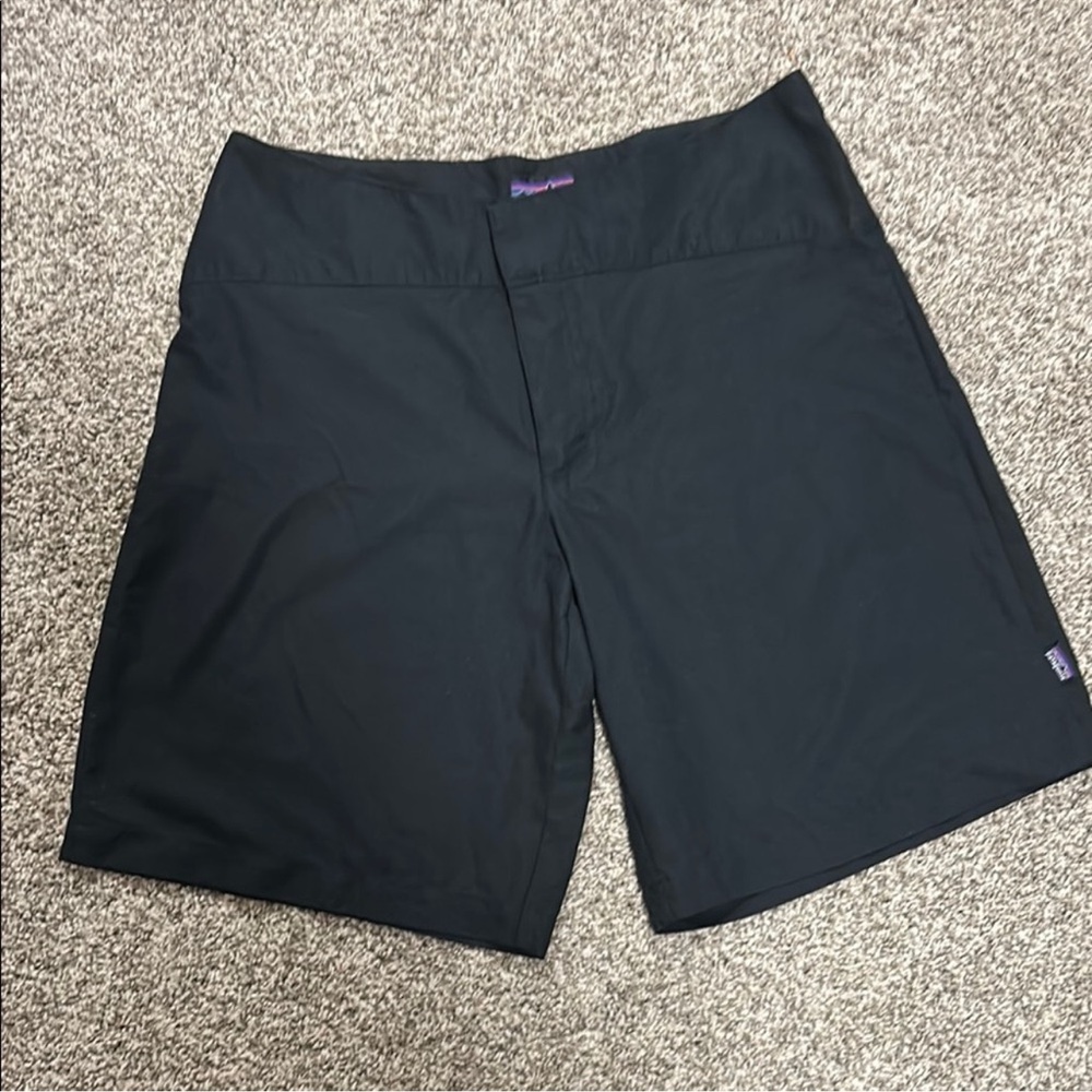 Patagonia Woman’s Black Board Shorts